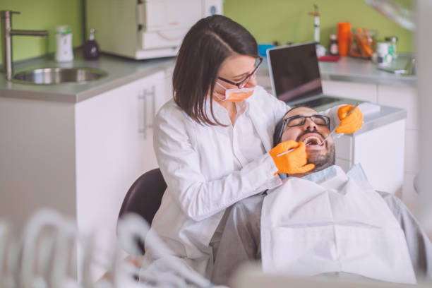 Best Emergency Dental Extractions in Wakarusa, IN